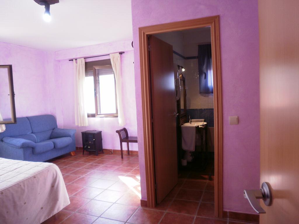 Hostal El Olmo Camarena de la Sierra Exterior photo